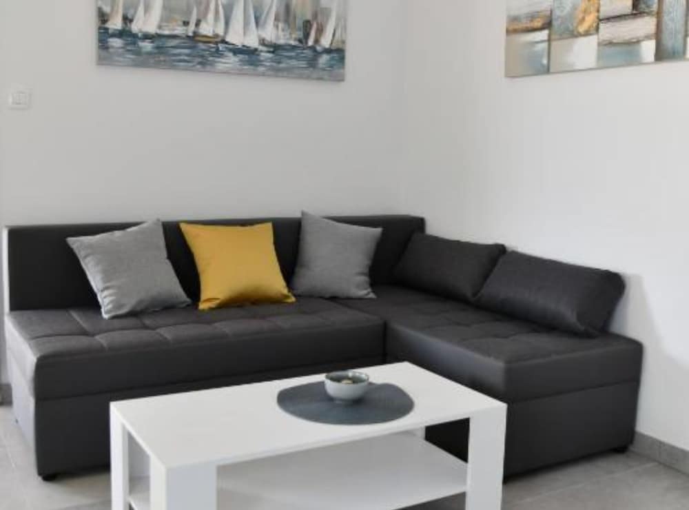 Apartments Near Sea Supetar