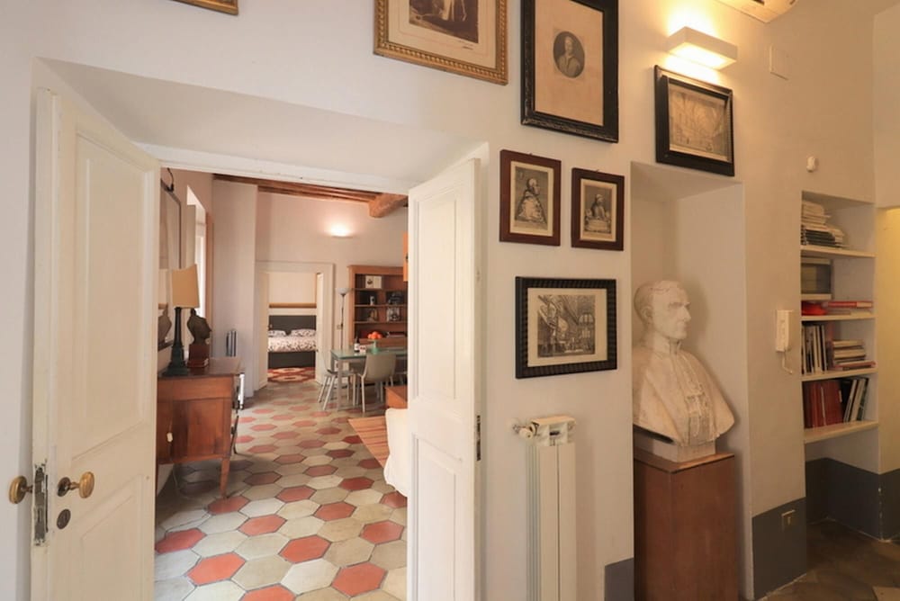 Enchanting 2BR Apt Near Pantheon Vatican