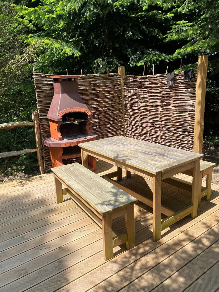 Hayne Barn Estate - Private Estate : 6 Eco Lodges - 1 Studio
