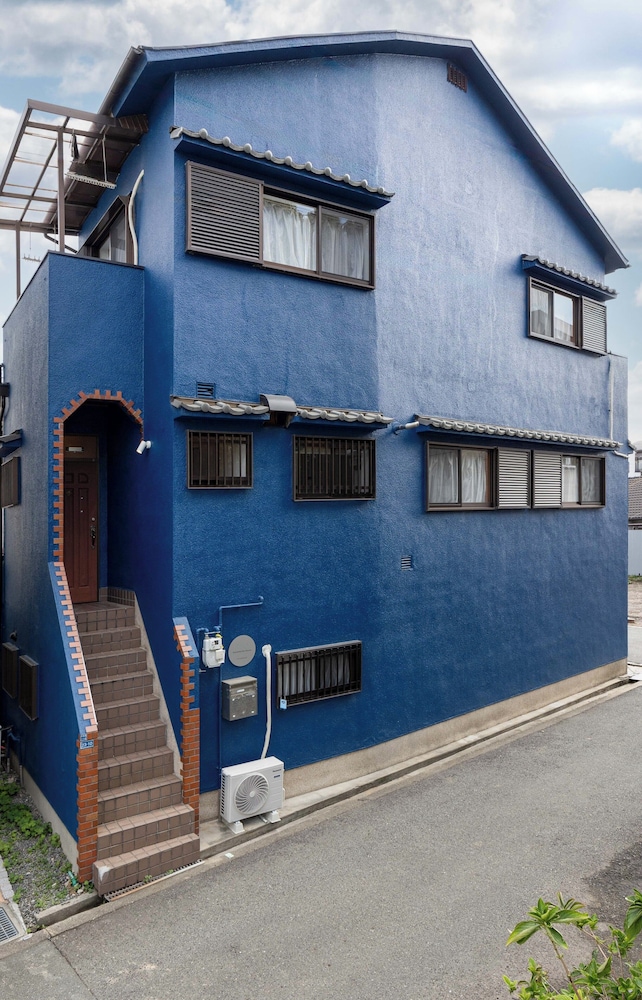Aquamarine House