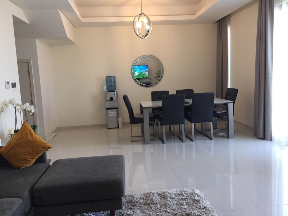 Feel Like Home in Dubai