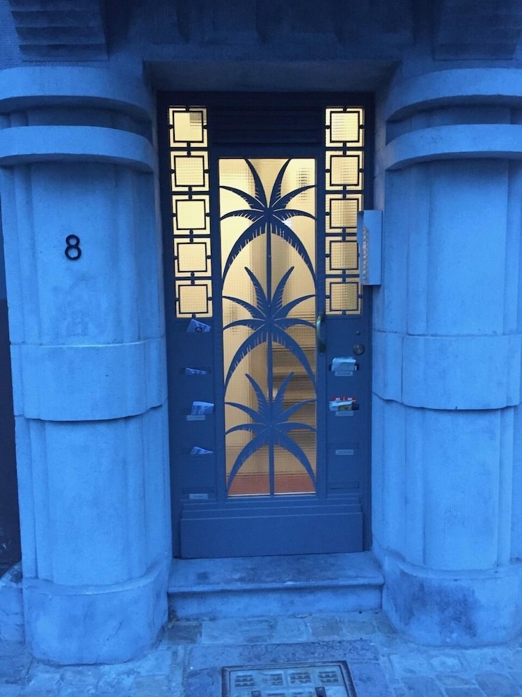 Exclusive Flats Sainte-Catherine Art