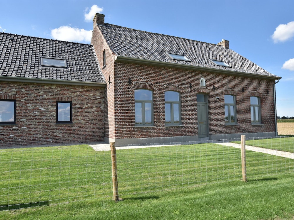 Holiday Home With Pond in Poperinge