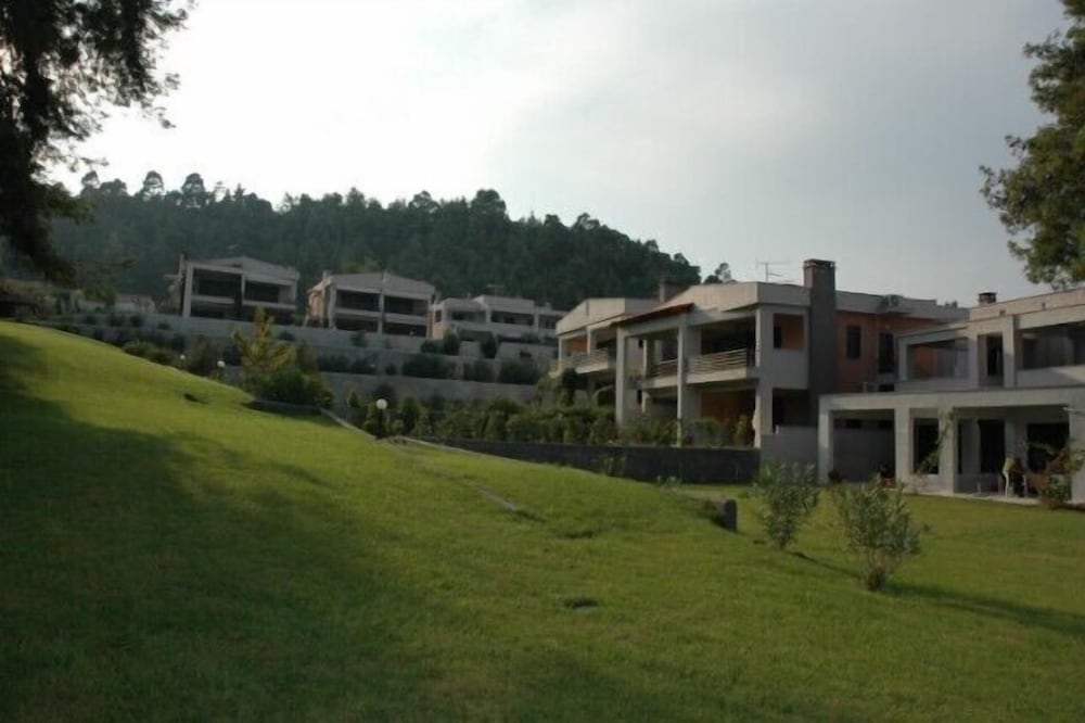Petra Mare Villas
