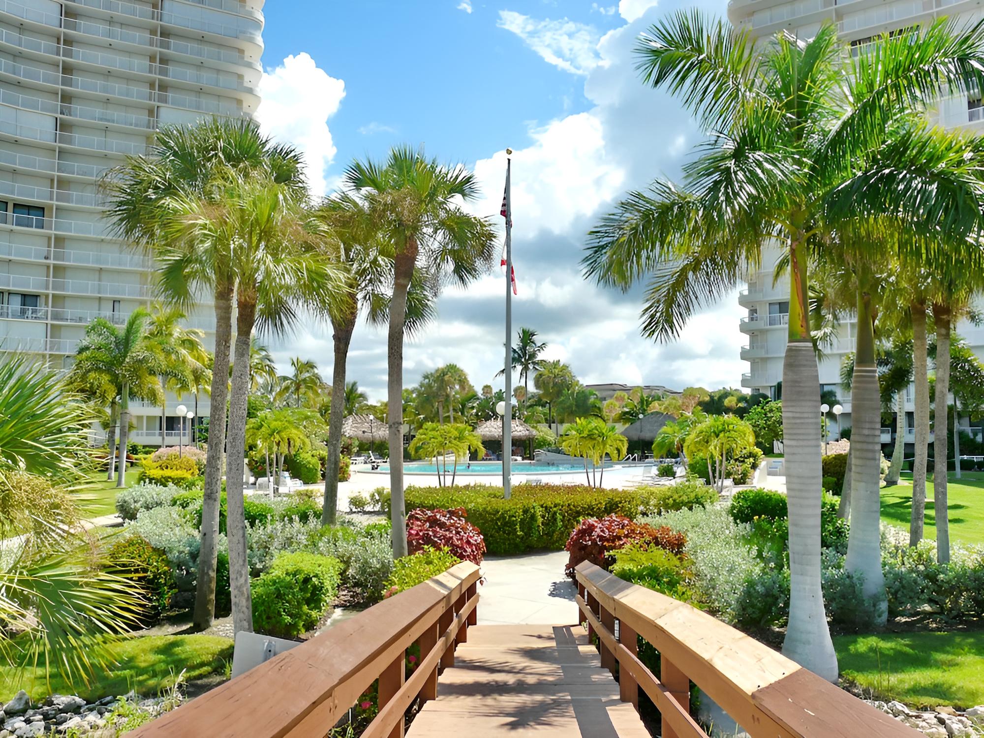 South Seas Tower 1-307 view 5