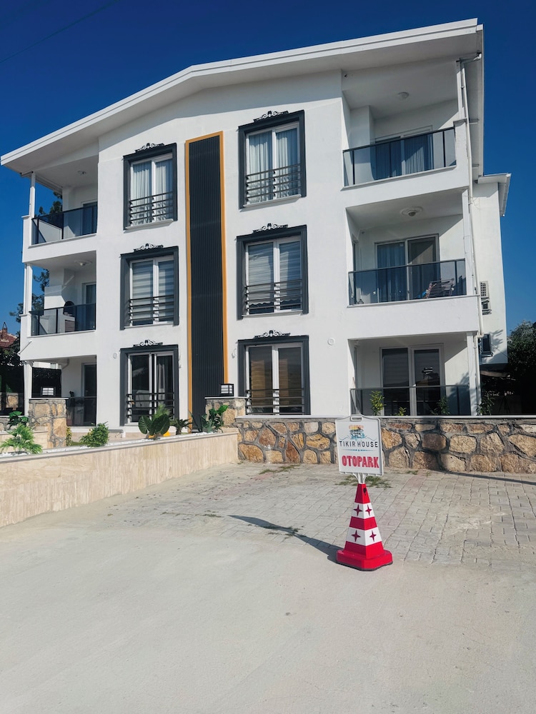 Tikir House