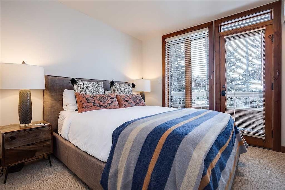 1203 Trappeur's Lodge, Trappeur's Crossing Apartment 2