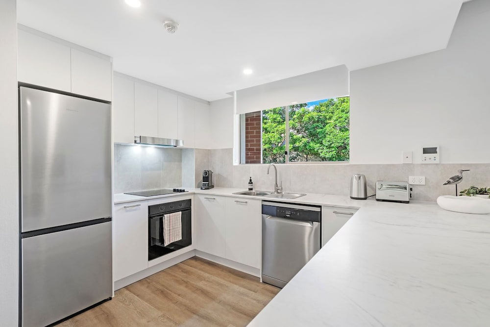 Kozyguru | Camperdown | Cozy 2-Bed Apt + Parking