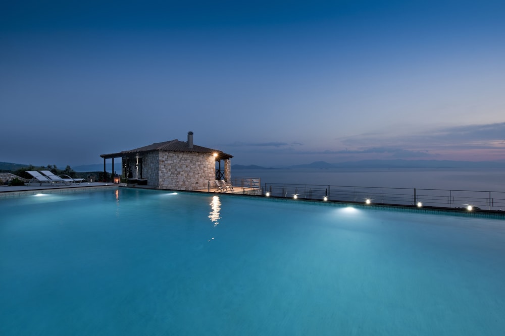 Karavia Lux Inn photo 4