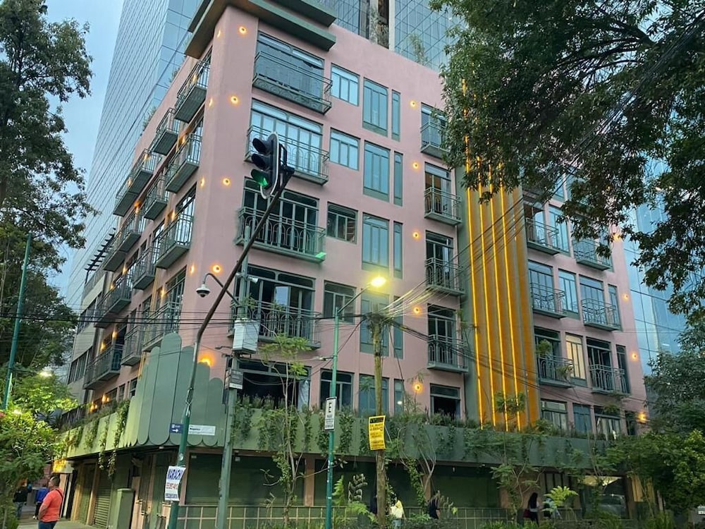 Pandora House 114