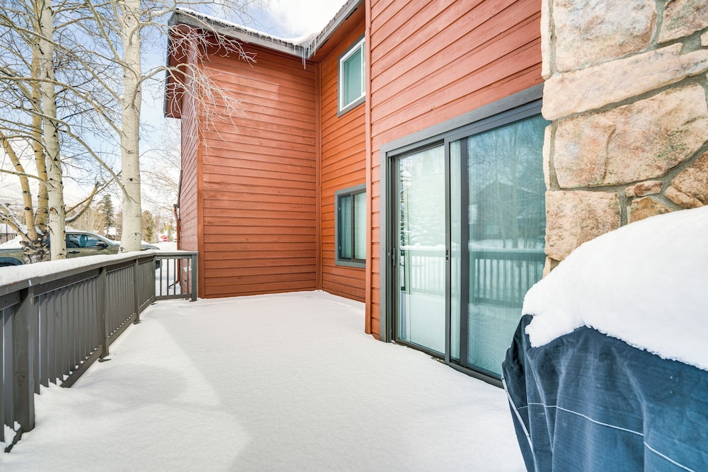Home w/ Mtn Views in Frisco: Near 3 Ski Resorts!