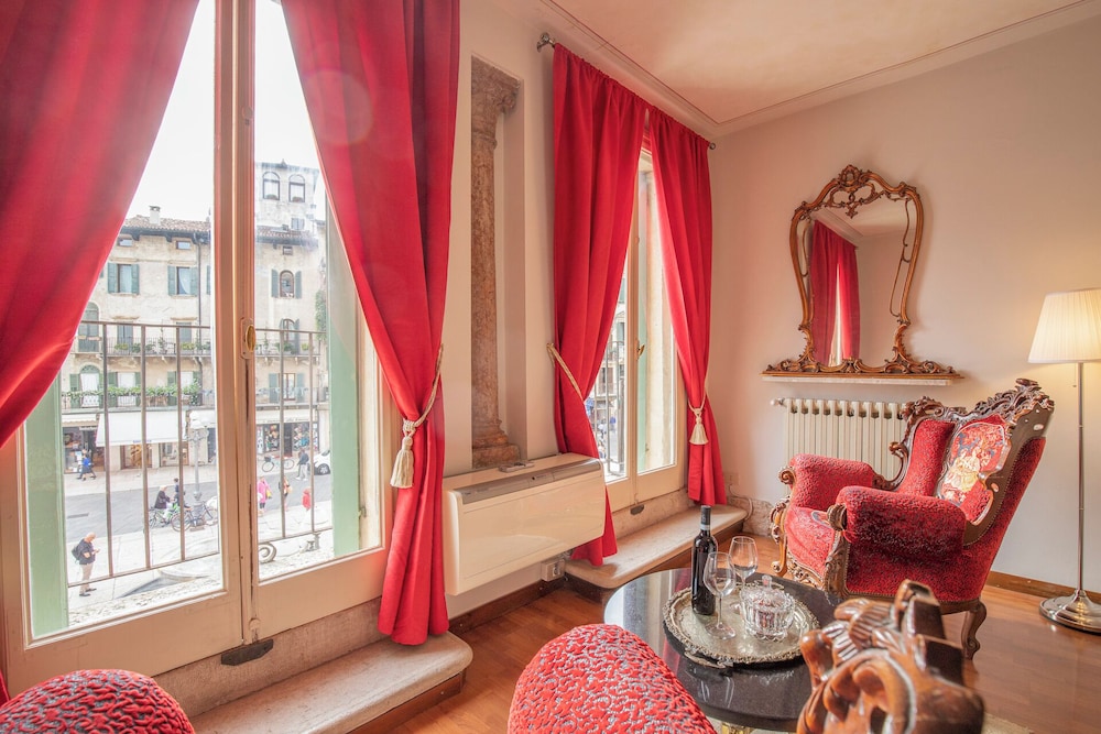 Corte Realdi Suites Piazza Erbe
