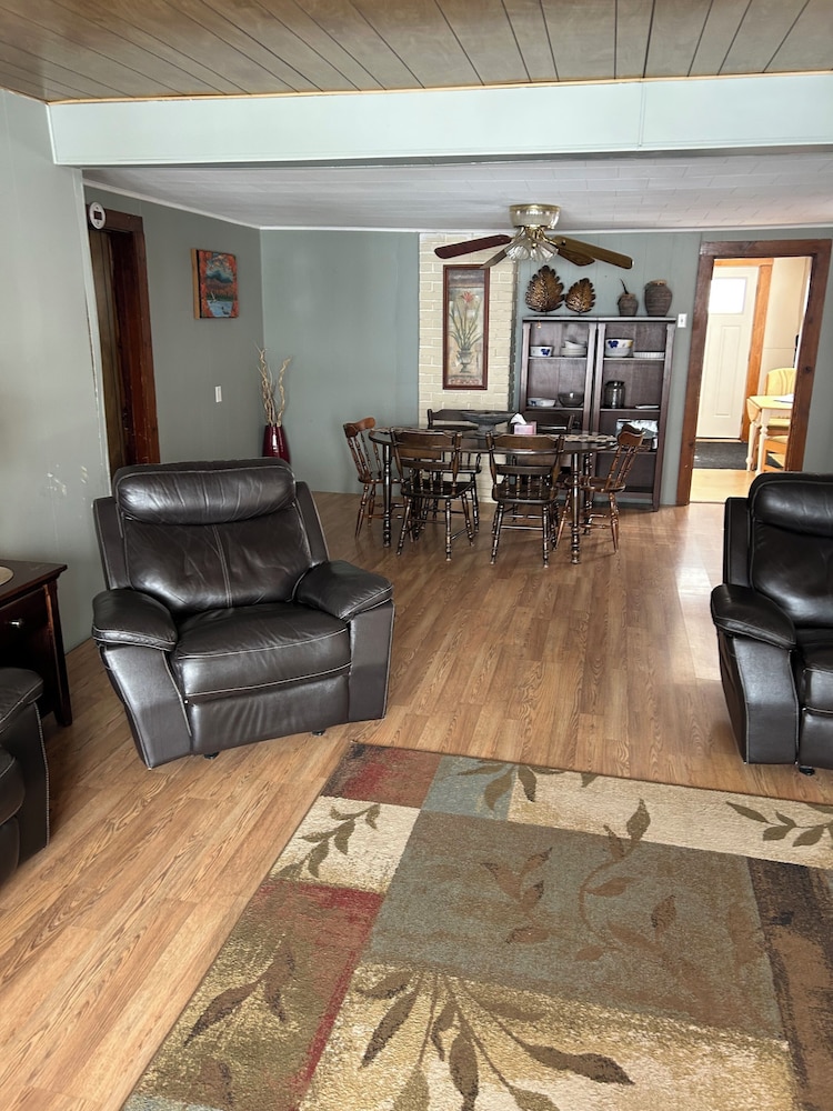 Portage Lakeside Cabins