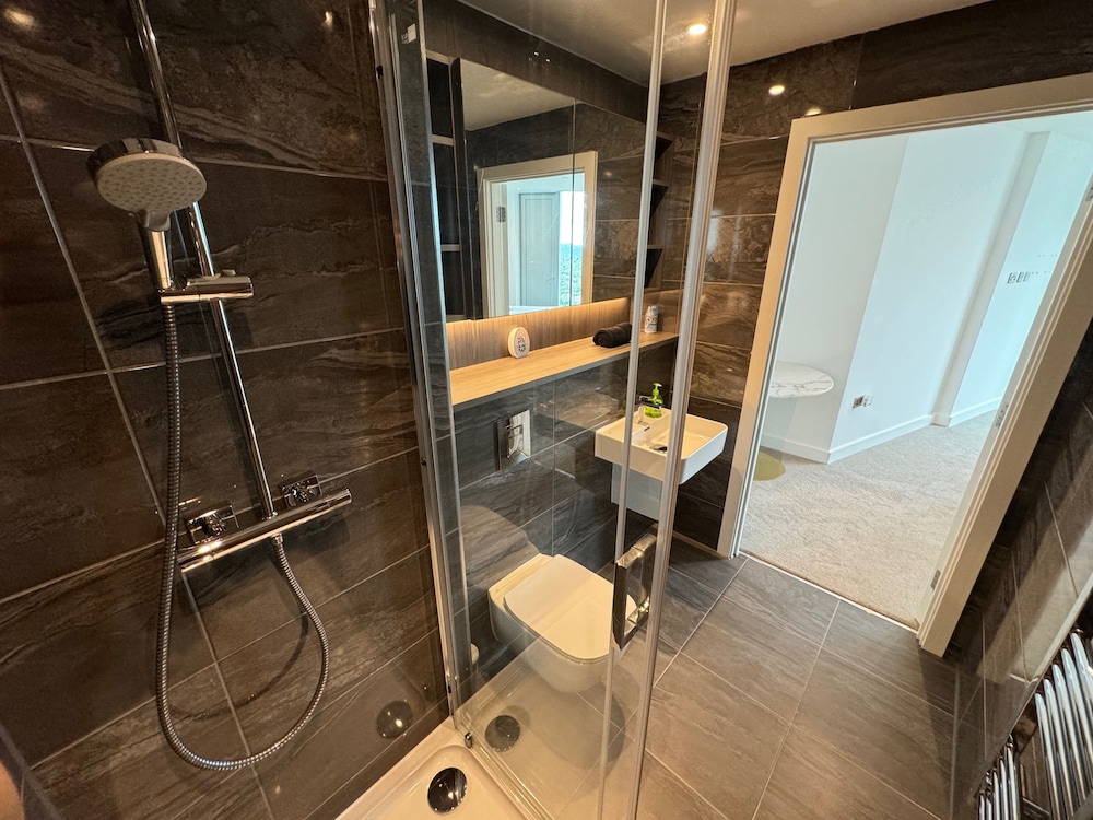 Manchester Oasis - Modern 3 Bedroom Apartment