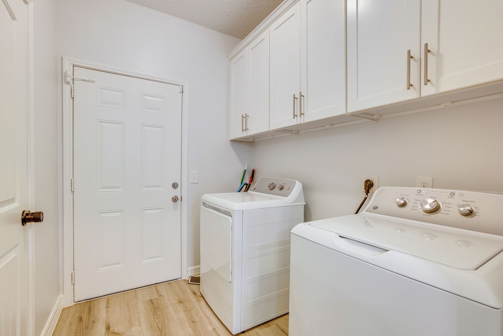 Pet-friendly Duplex Unit in Southwest Houston