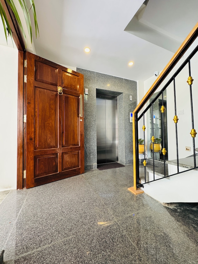 Navaya Residence