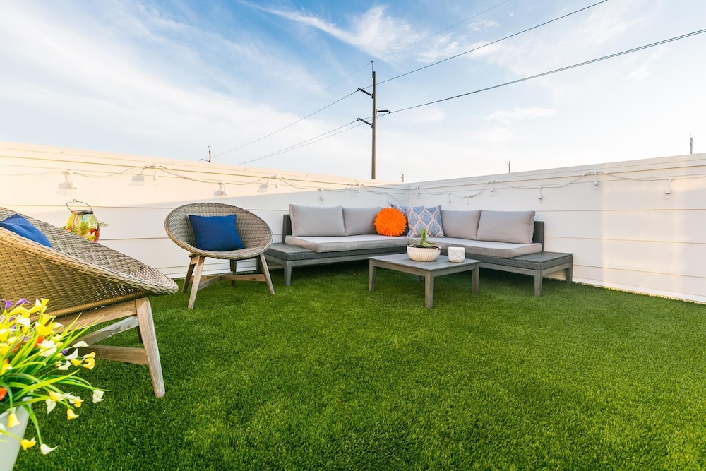 Montrose Guesthouse Suites