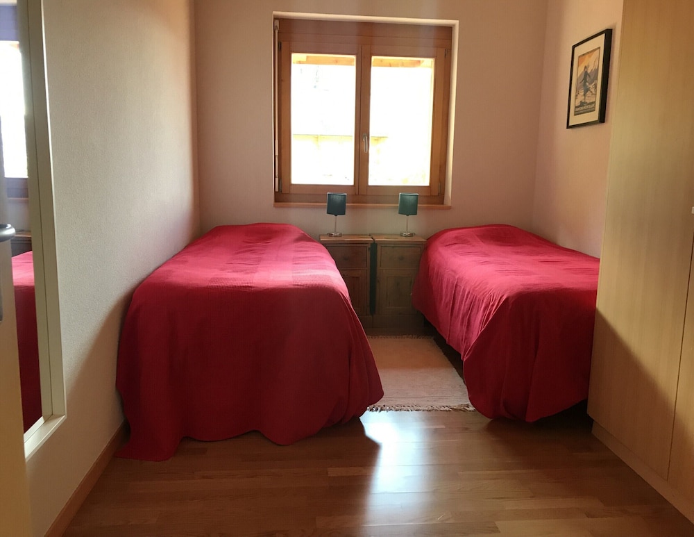 Authentic Apartment With Mountain View