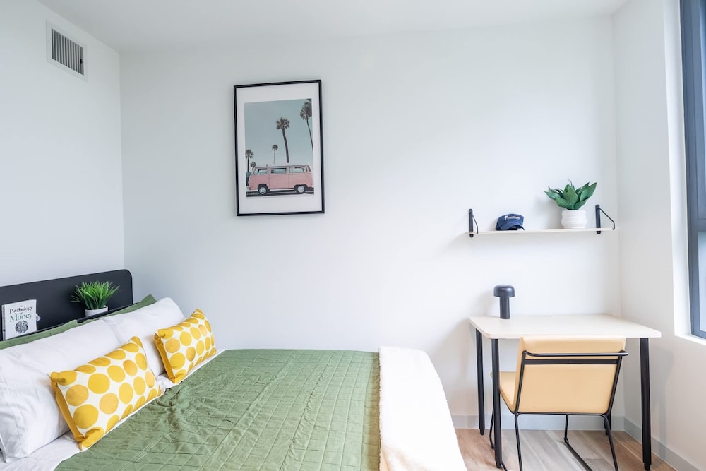 w Spacious Modern 3BR in Wynwood