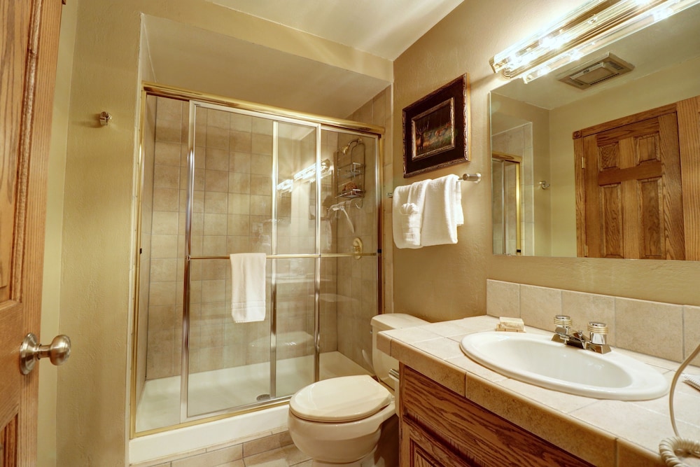 SkyRun Copper Mountain Resort Vacation Lodging