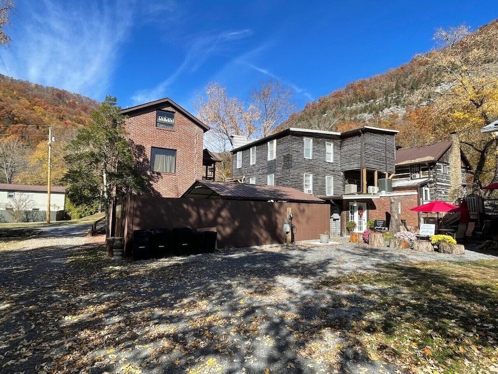 The Olde Mill Inn Bed & Breakfast
