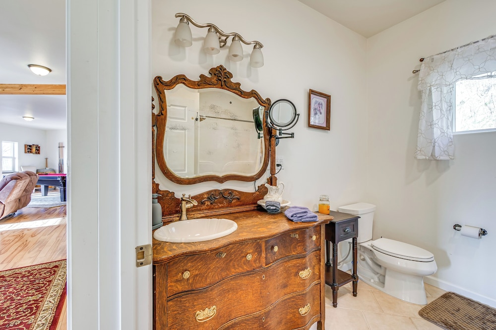 Panoramic Mtn Views: 5-acre Escape in Palmer!