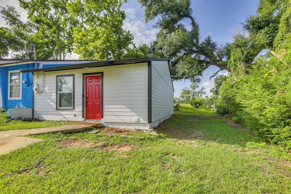 Near Dtwn & Universities: Central Tallahassee Apt!