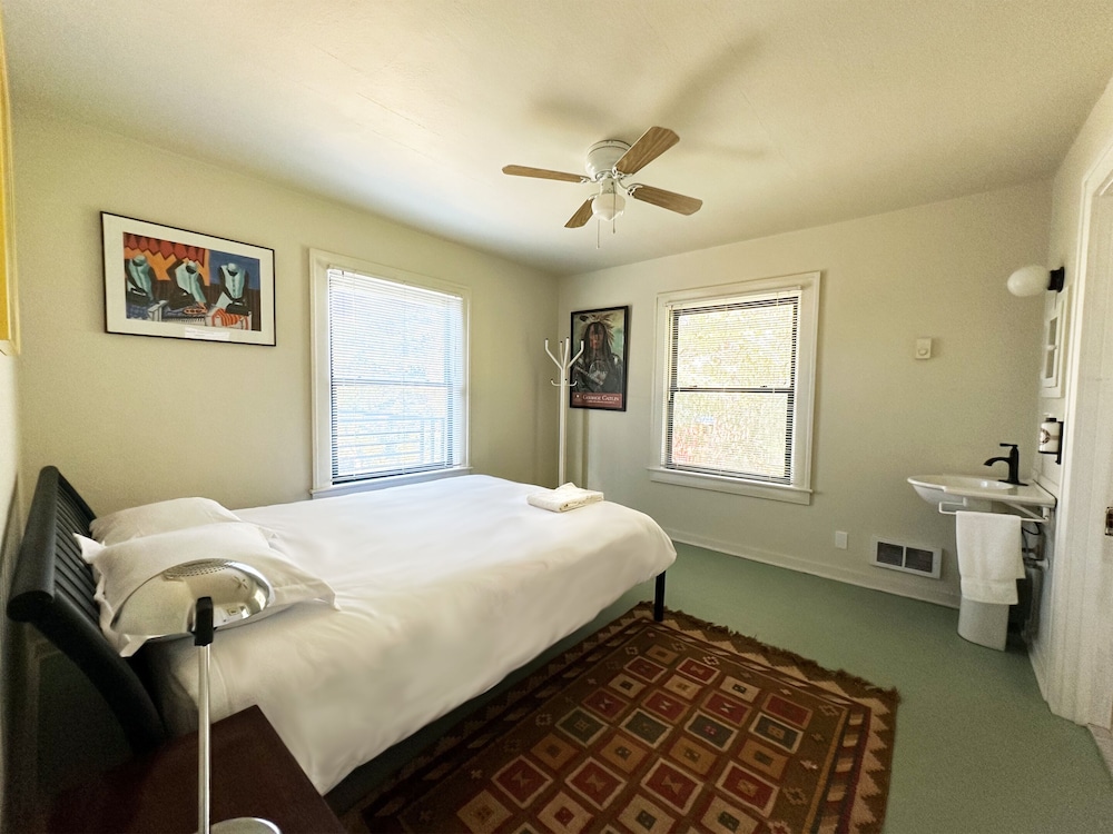 Moby Dick Hotel