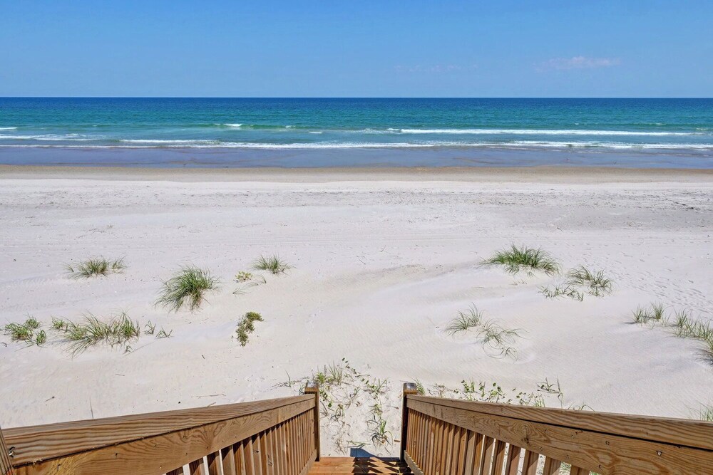 Next to Sea Gallery by Topsail Realty