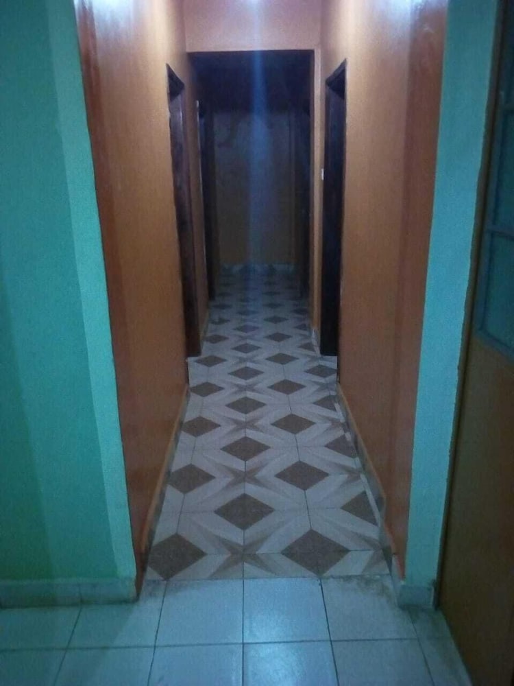 Batian Guest Hotel