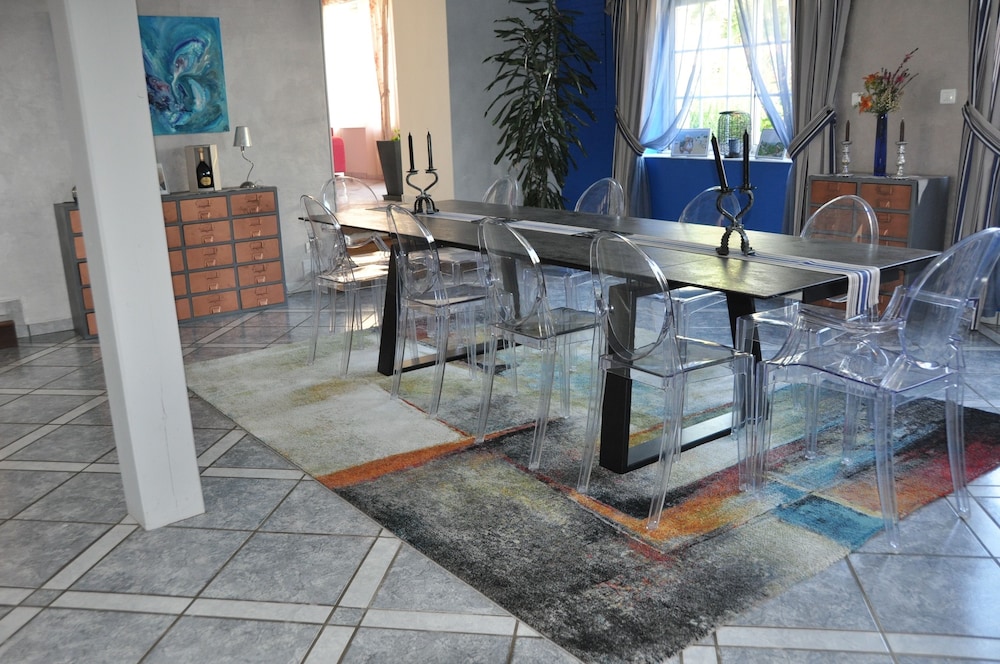 meeting & event spaces
