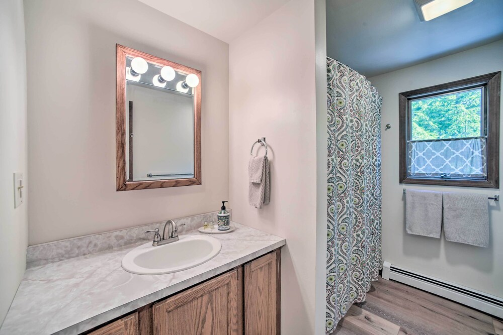Newly Renovated Home w/ Hot Tub, Deck & EV Charger