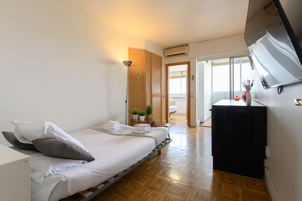 M Agpe322 Piso de 2 Dormitorios con Vistas a la C