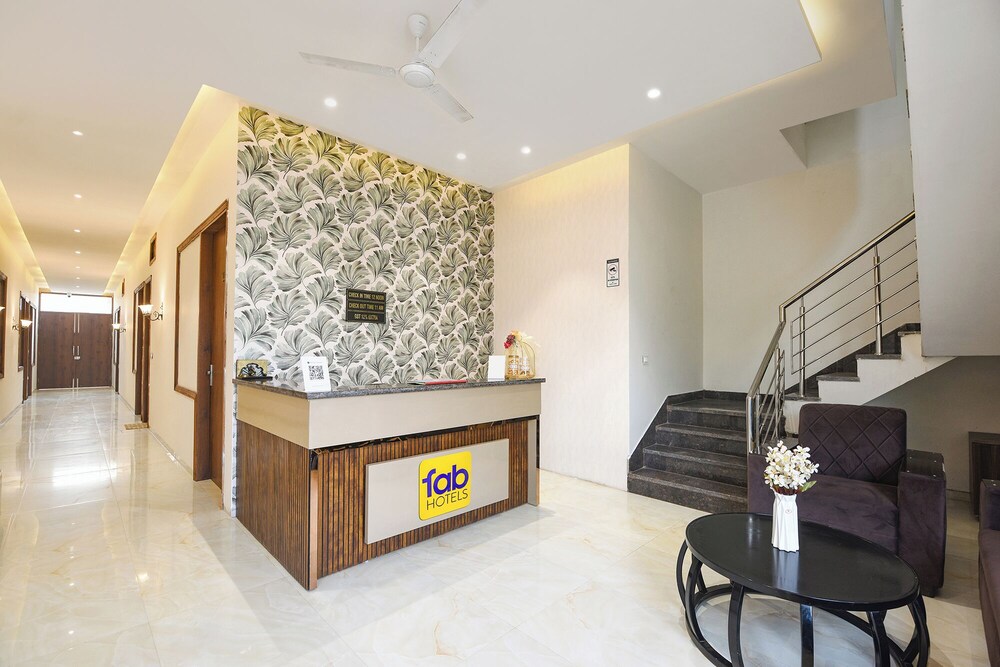 Fabhotel Kings 3 Farm