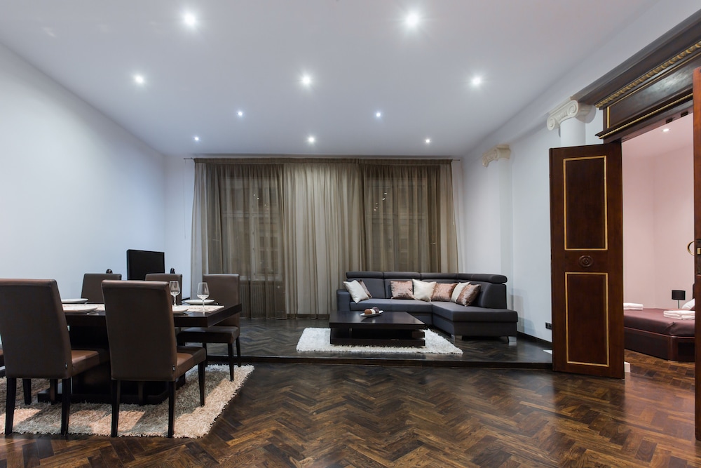 All In Apartments