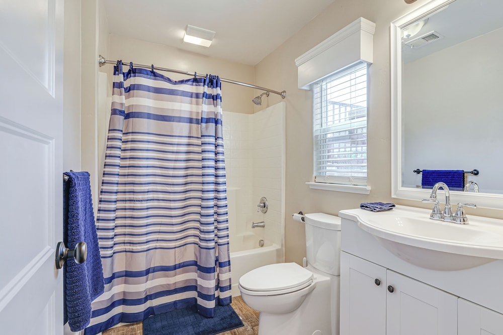 Serene Hughson Vacation Rental w/ Shared Pool