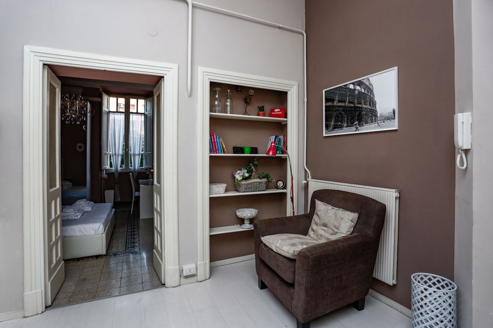 American Uni 2Br Lovely Apt