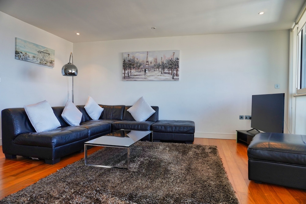 Gunwharf Quays Apartments