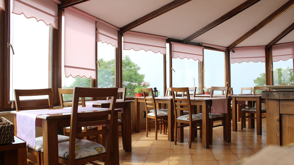 Emine Sultan Otel - Image 51