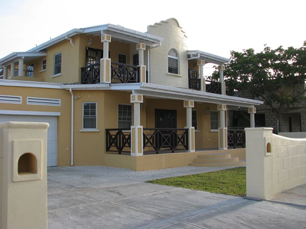 Maya's Bajan Villas - Unit A view 2