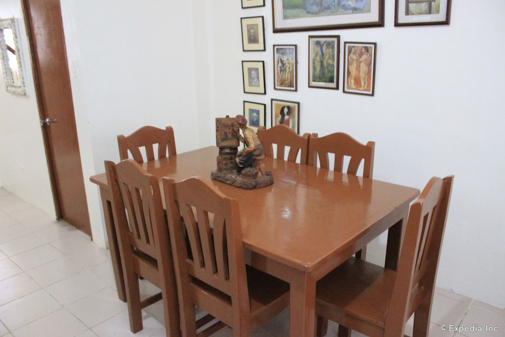 Coron Village Lodge