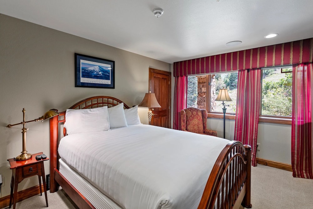 La Maconnerie at Deer Valley Resort - Four Bedroom Condo with Hot Tub #3 4 Condo