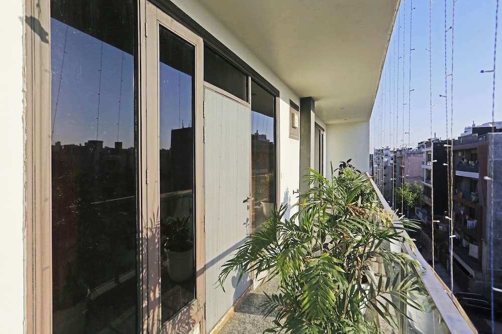 Hotel Aerostar Gold Near Yashobhoomi