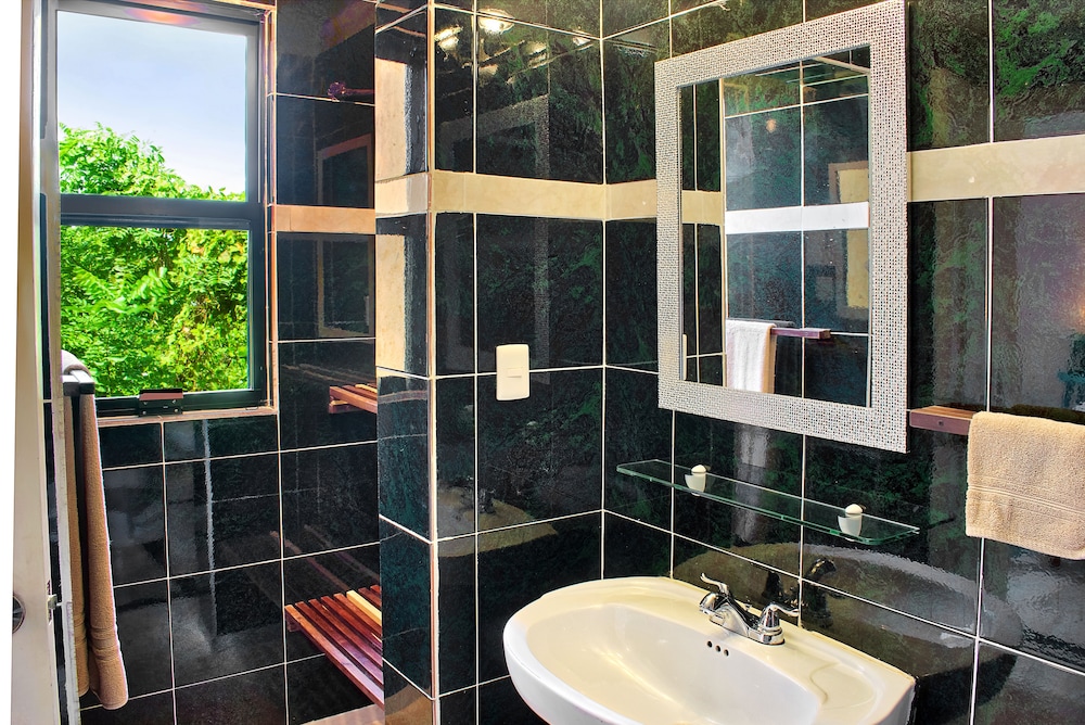 Caribe Suites