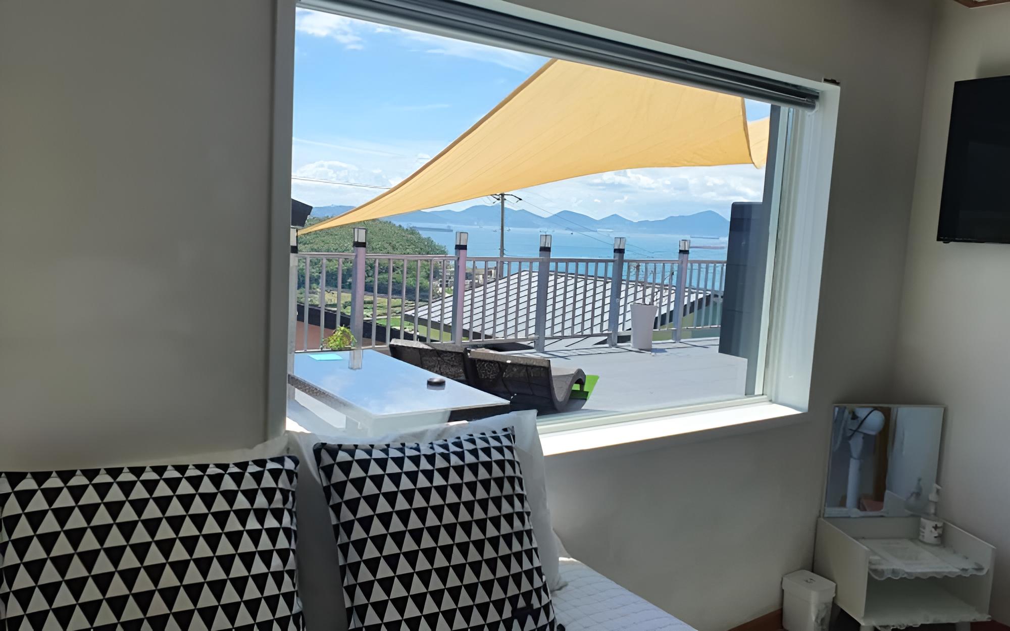 Namhae Cloud Berry Pension