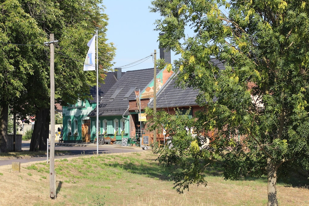 Photo 20