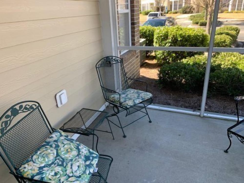 221-06 Woodlands Way - Property Image 8