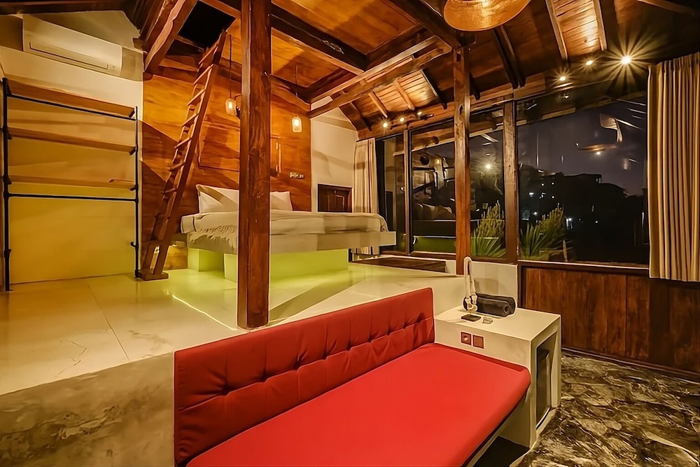 Ocean Bay Retreat