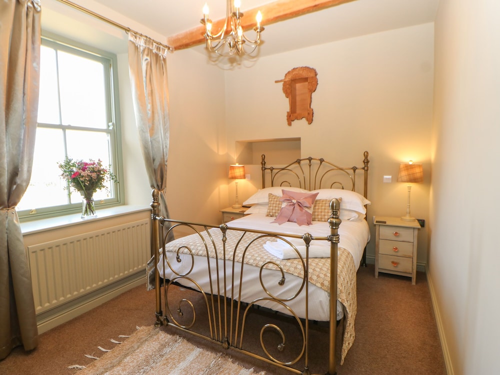 Low Shipley Cottage
