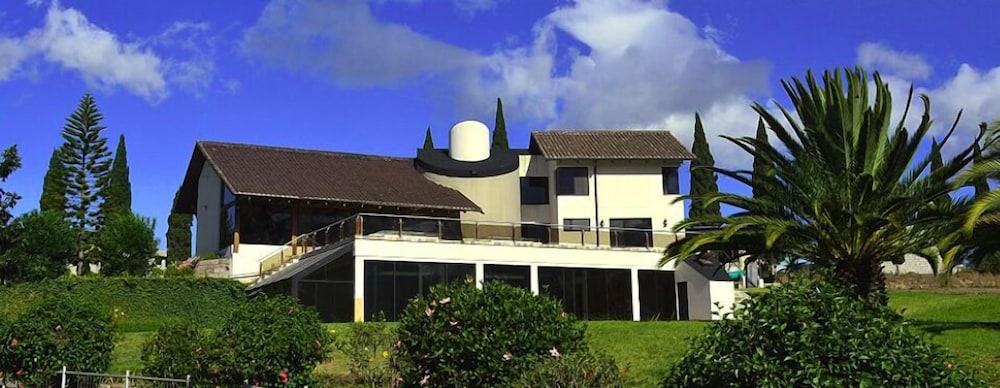 Hotel Quito Airport Suites